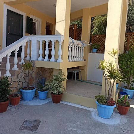Appartement Dimitris House Petriti Extérieur photo